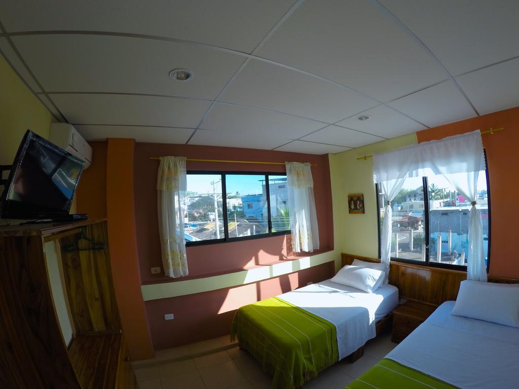 Dolphin House Hotel Puerto Baquerizo Moreno Kültér fotó